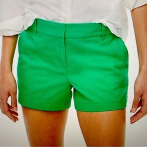 J.Crew Classic 5” Kelly green cotton chino shorts size 4